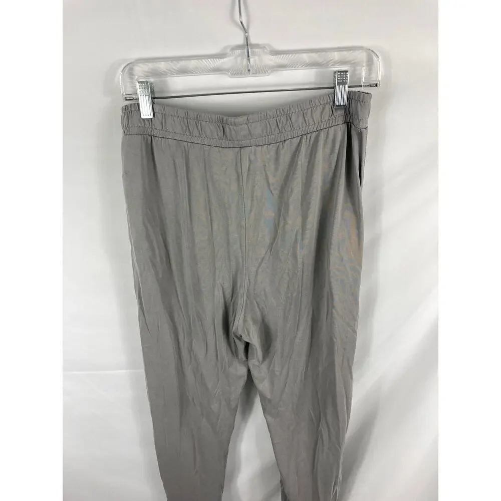 American Eagle Outfitters cozy up